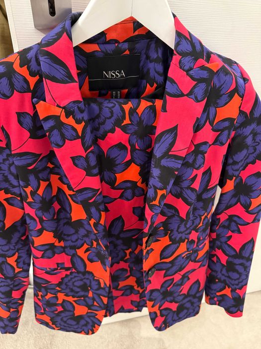 Costum Nissa marime 36