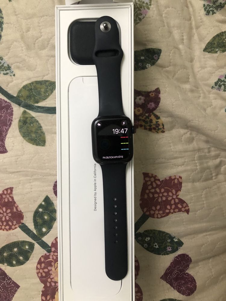 Часы Apple Watch series 7, 45mm