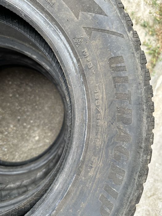 Set cauciucuri de iarna 4 buc 195/65R15