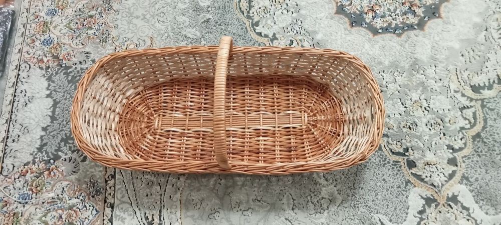 продам корзину  новую