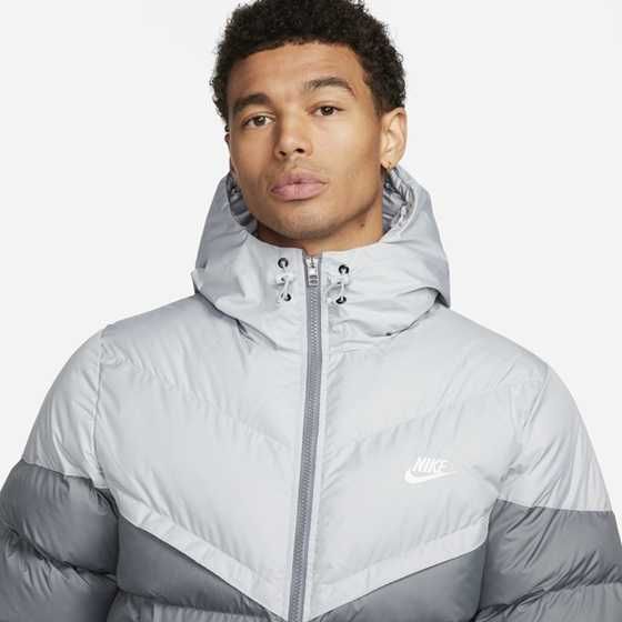 Яке Nike Windrunner PrimaLoft®