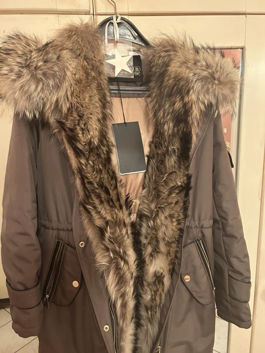 Зимна парка с естествен косъм