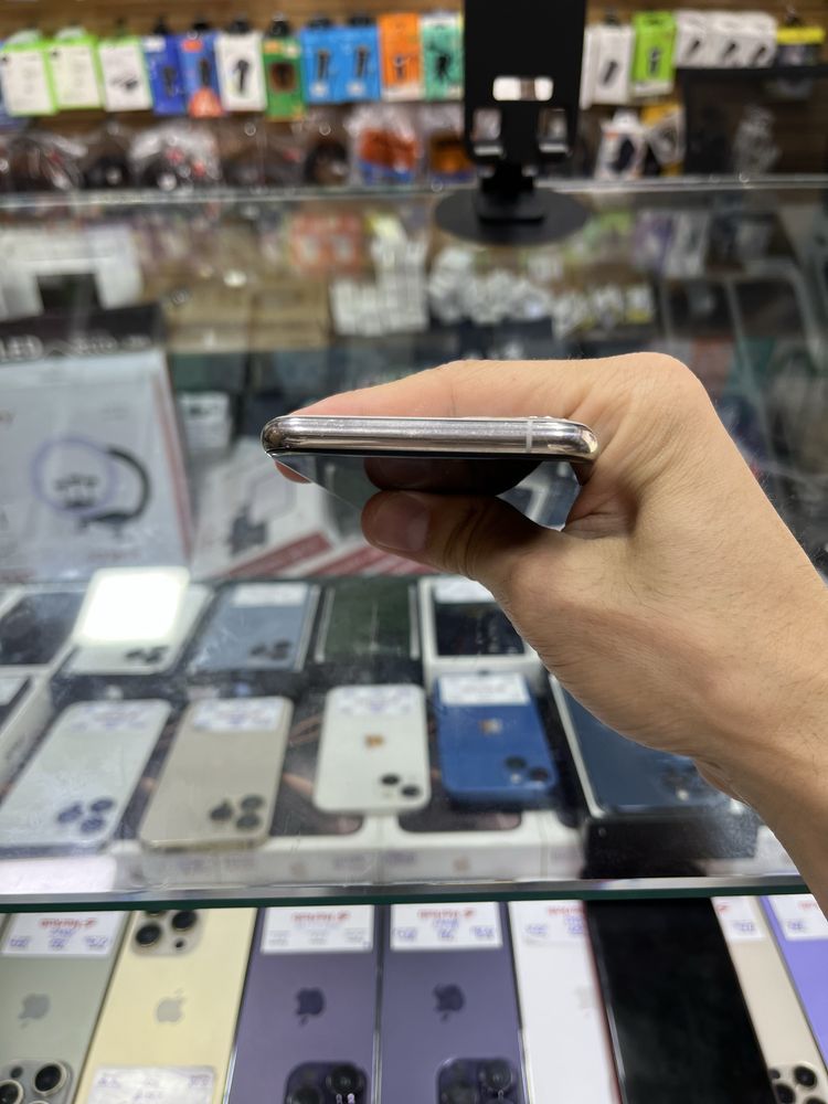 Iphone 11 Pro 64gb White LL/A - Naqd va halol nasiya savdoga