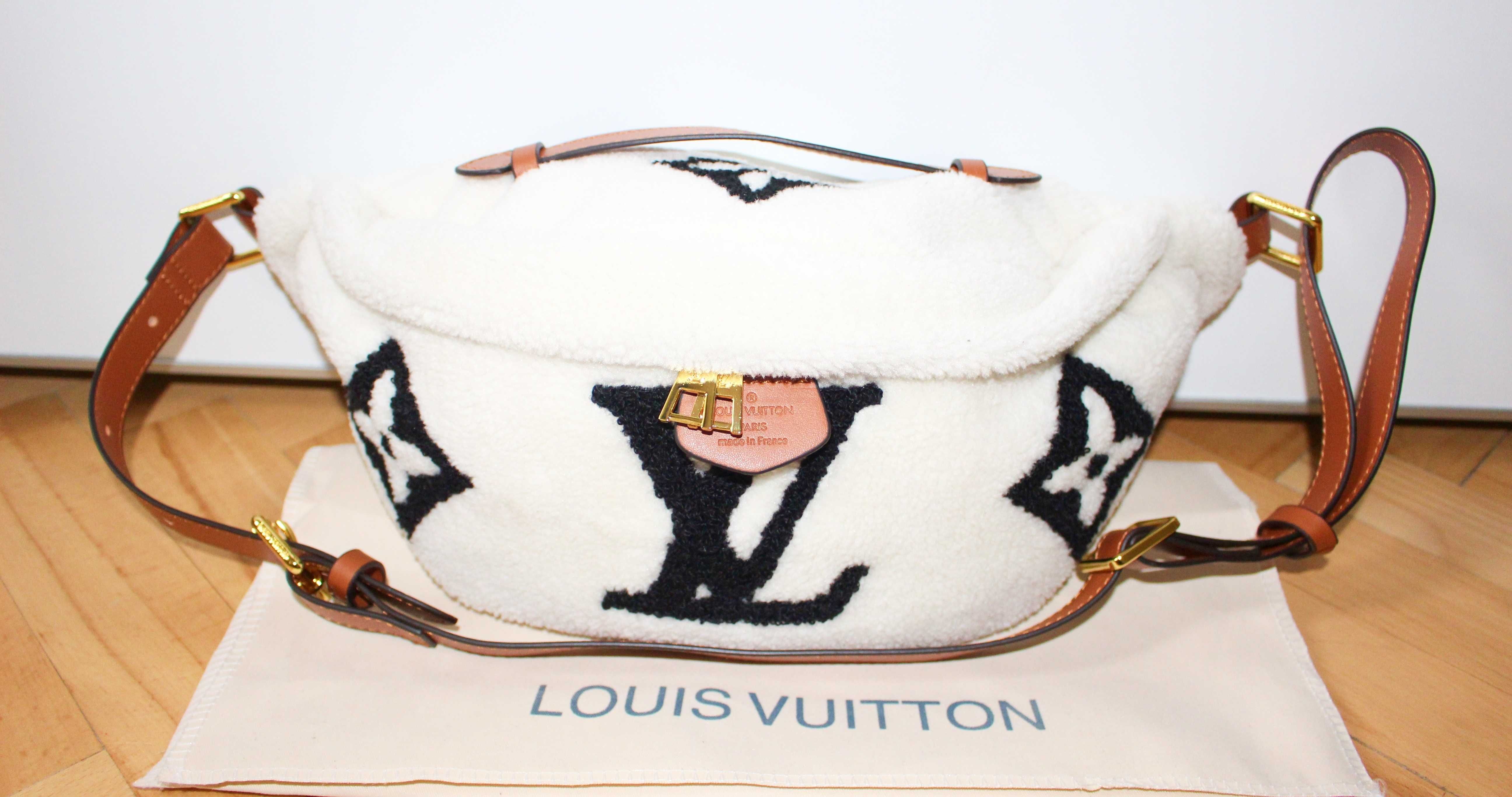 Чанта за кръста Louis Vuitton Bumbag