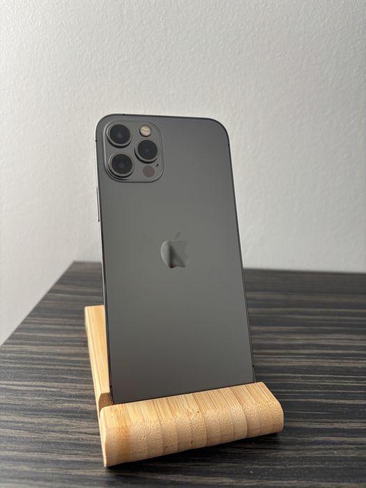 iPhone 12 Pro 128GB, fără zgârieturi