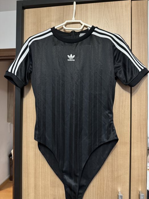 Body Adidas marimea S