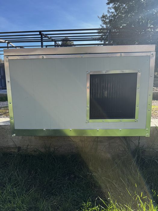 Къщички за кучета от висококачествени термо панели