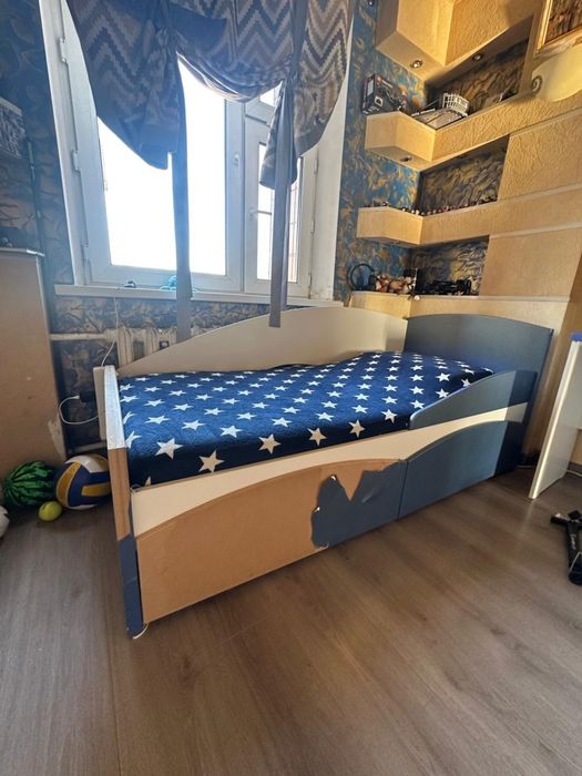 Продам кровать для подростка