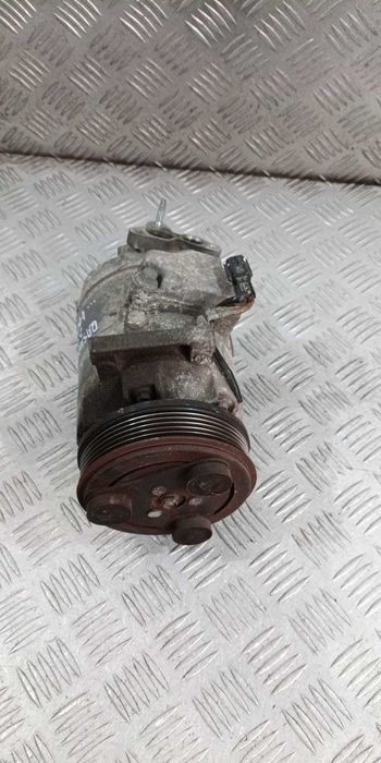 Компресор Nissan Qashqai 2.0i 2012г.