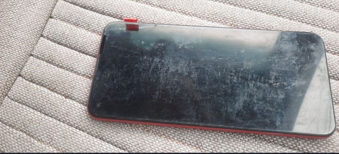Обмен IPhone 6 plus 64gb Samsung a11 32gb 2в1 предлагайте норм 1 тел