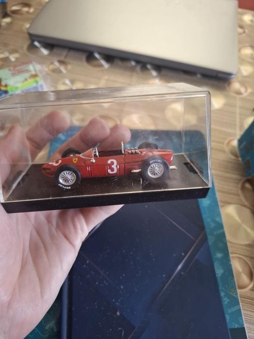 Стари метални ферари
Размер-1/43
Цена 35лв броя