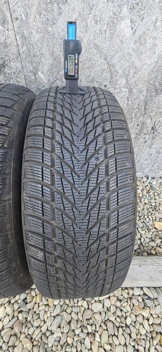 Anvelope Goodyear UltraGrip Performance 3 M+S 215/55 R17 98V XL