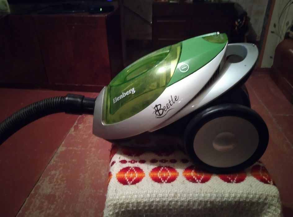 Пылесос Elenberg