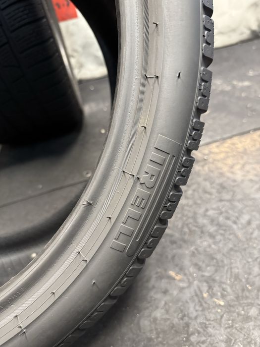 295 30 20, Зимни гуми, Pirelli SottoZero, 2 броя