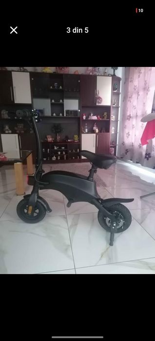 Vand scuter electric