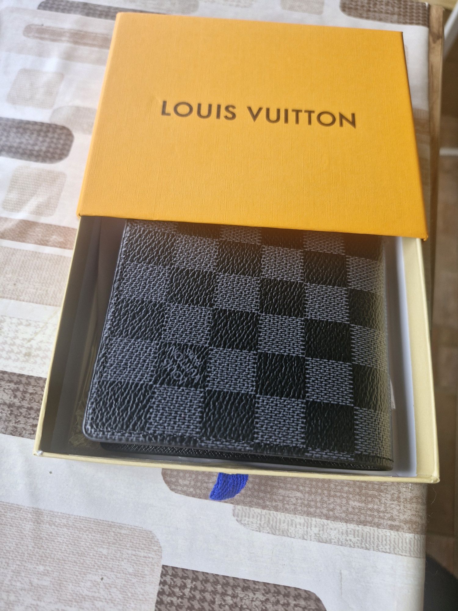 Мъжко портмоне Louis Vuitton
