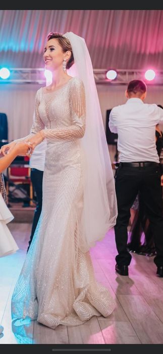 Rochie mireasă deosebită!