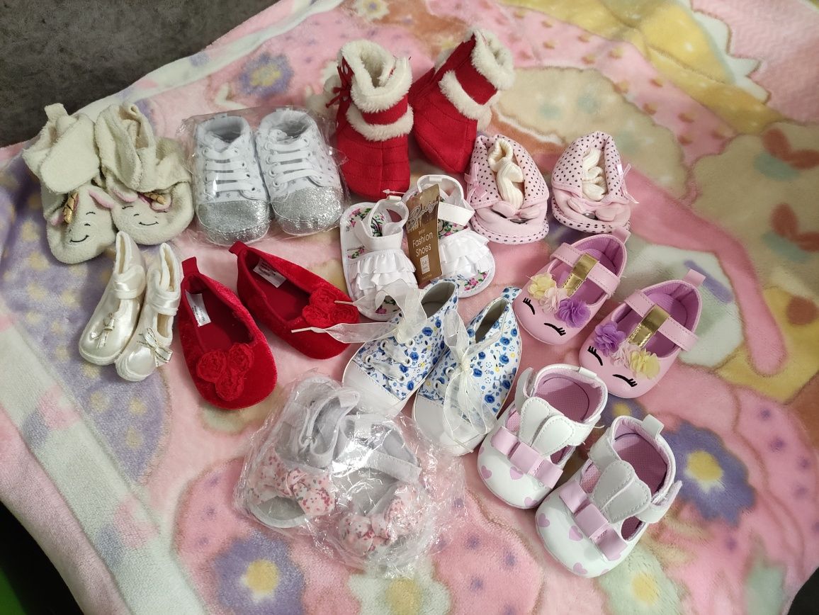 Бебешки буйки обувки сандали