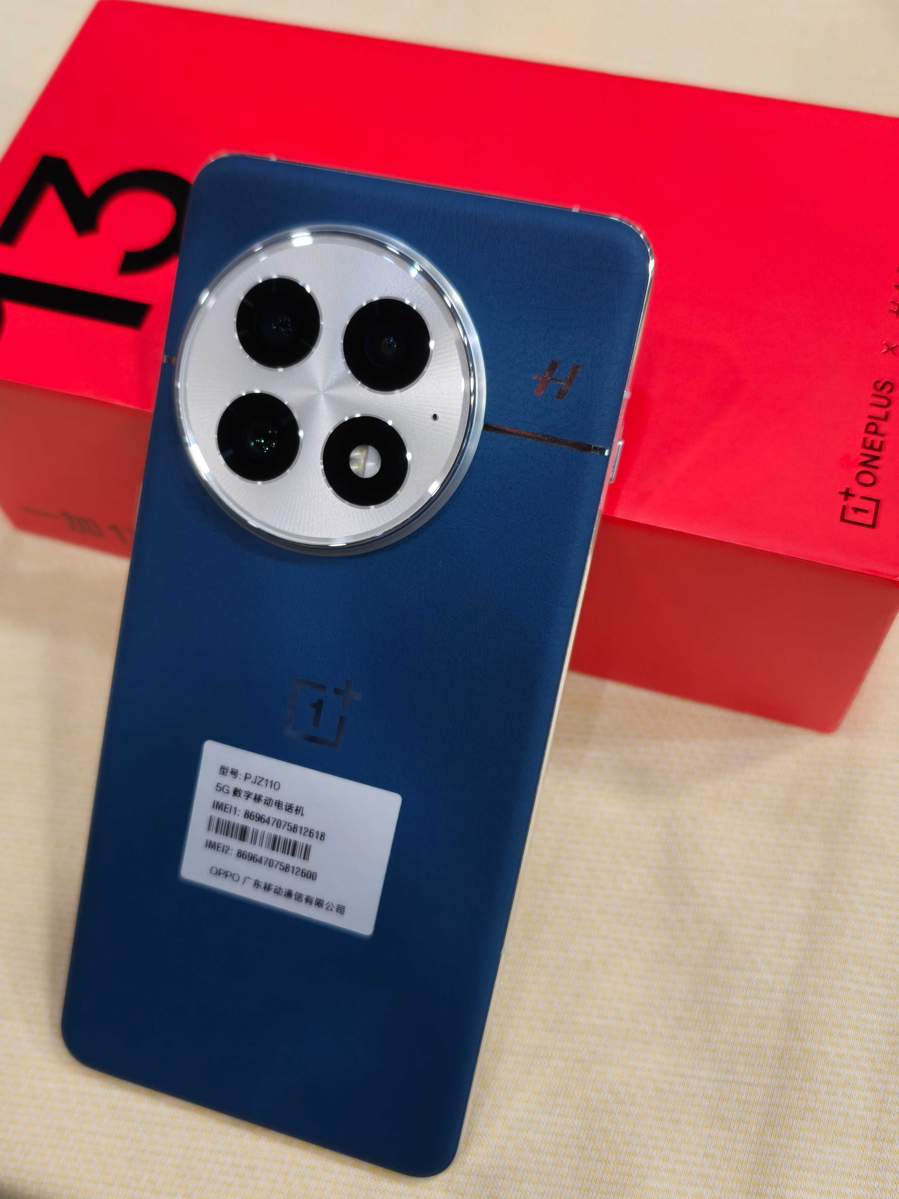 Нови OnePlus 13 16/512 - SD8 Elite; 6.82";Hasselblad 3x50mpx;6000mAh