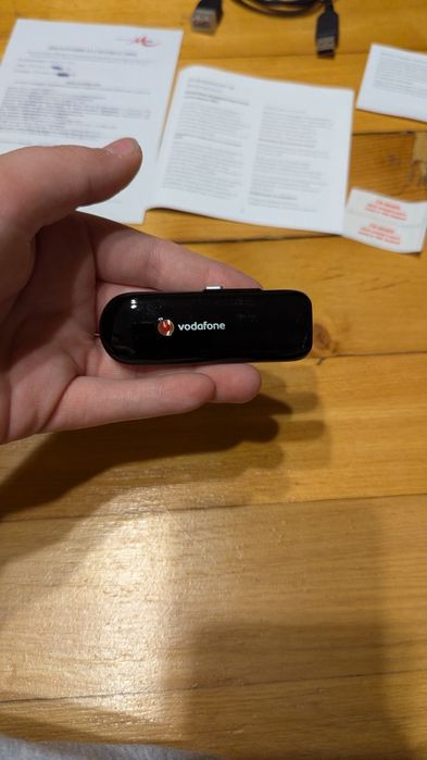 Vodafone Mobile connect USB модем
