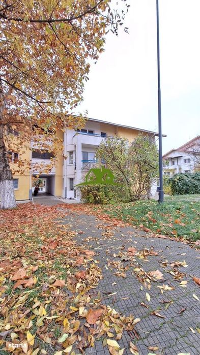 GARSONIERĂ de inchiriat la ET.2 intr-un BL. modern din Ostroveni