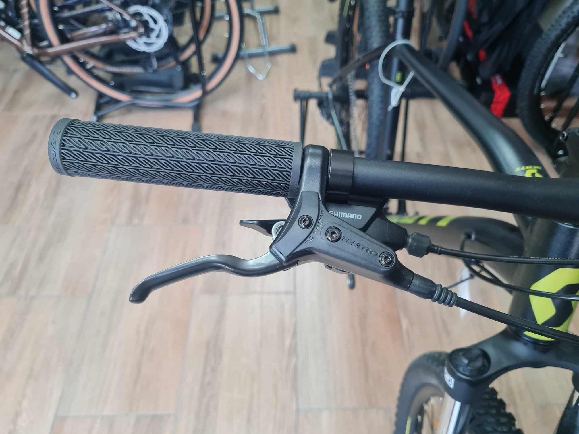 Bicicleta Scott Aspect 760 L in stoc la Est Bike Funky Sports