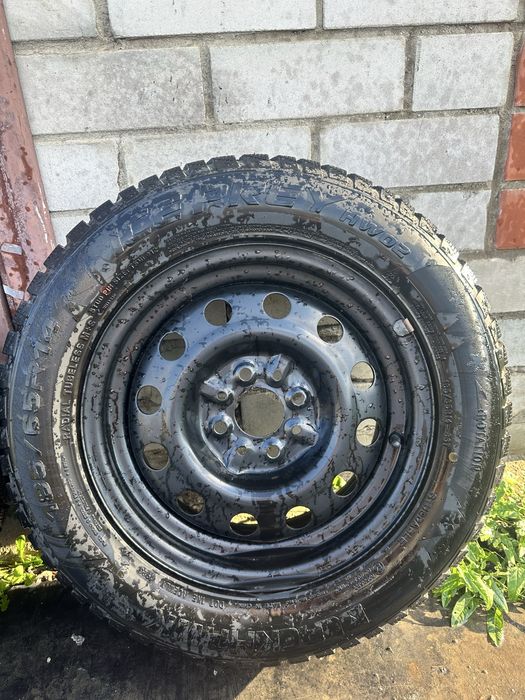 Шиповынные колеса с сборе R14
