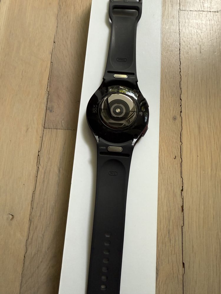 Samsung Watch 6 44 mm, с гаранция