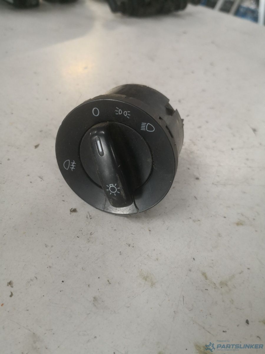 Bloc lumini VOLKSWAGEN GOLF IV (1J1) [ 1997 - 2007 ] OEM 1k0941431bb