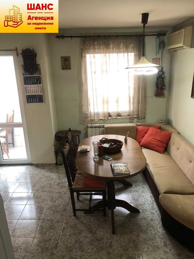 Продава се Тристаен апартамент в Плевен, Широк център - 87 кв.м за 1127 €/кв.м - Снимка #1