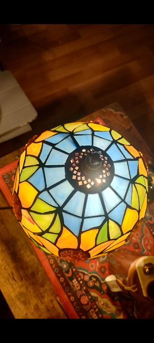 diverse veioze/lampi stil tiffany noua