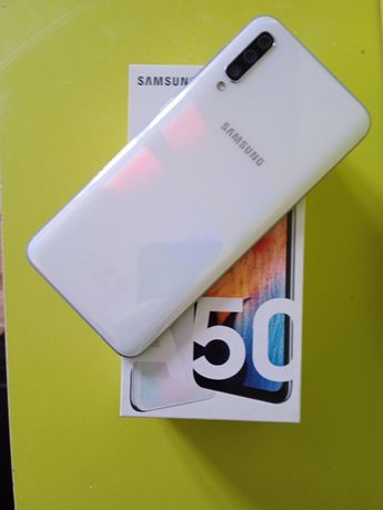 Samsung A50  2019 года