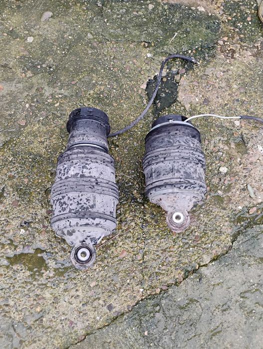 Продавам задно окачване въздушно за mercedes e220