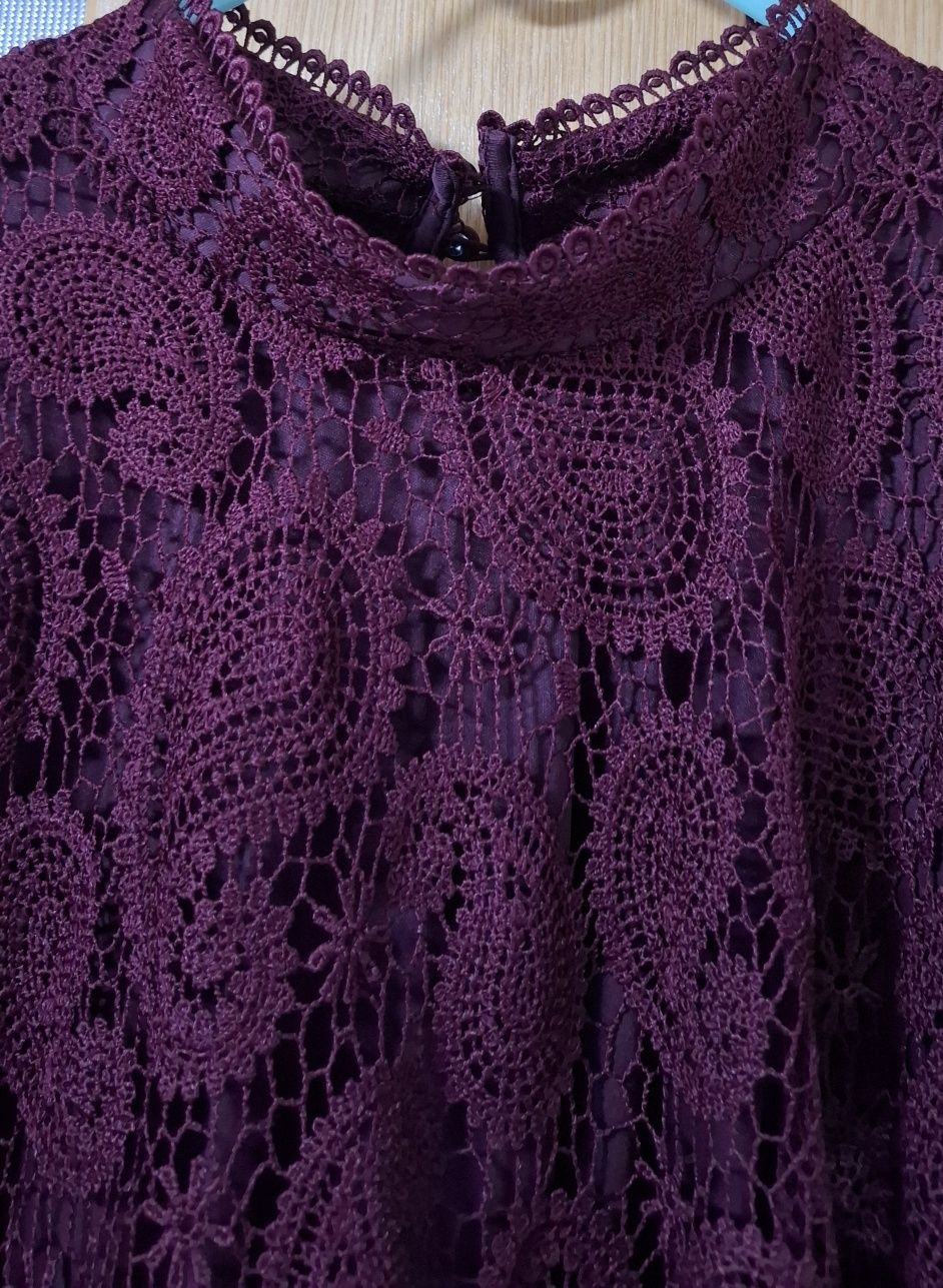 Rochie de dantelă mini
