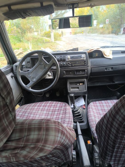 Продаётся автомобиль VOLKSWAGEN GOLF II