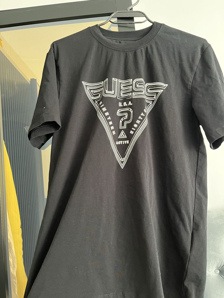 Тениска Guess нова