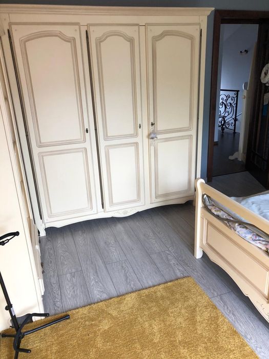 Mobila Vence Mobexpert lemn masiv dormitor