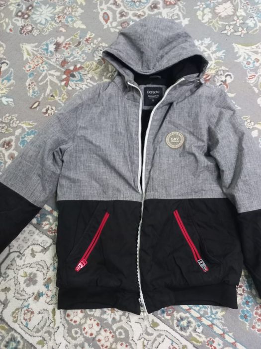 Куртка хорошего качества