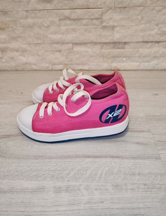 Pantofi sport Heelys, cu rotile, mărimea 36,5