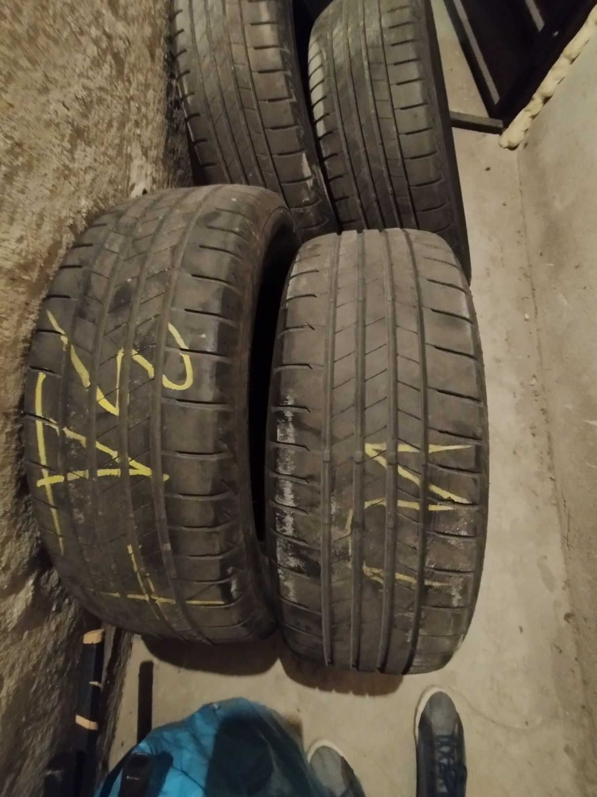 4 броя летни гуми Bridgestone 205/60/16