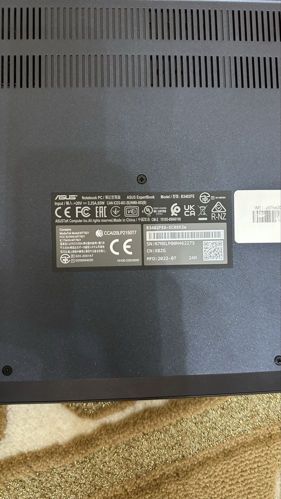 Asus Exbert book notebook notbuk sotiladi
