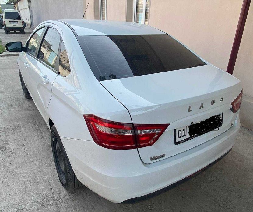 Lada Vesta 1.8 (2018)
