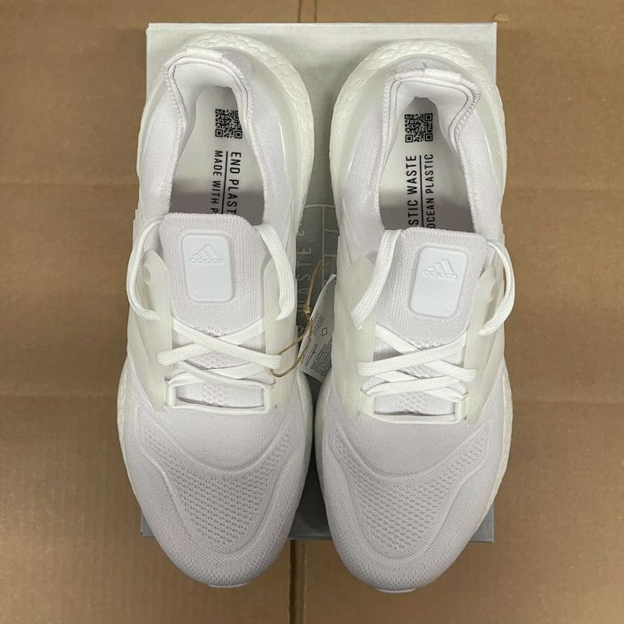 Оригинални маратонки *ADIDAS ULTRABOOST 22 * EU38 2/3 - 39 1/3