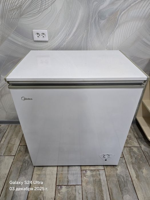 Продам морозильную камеру