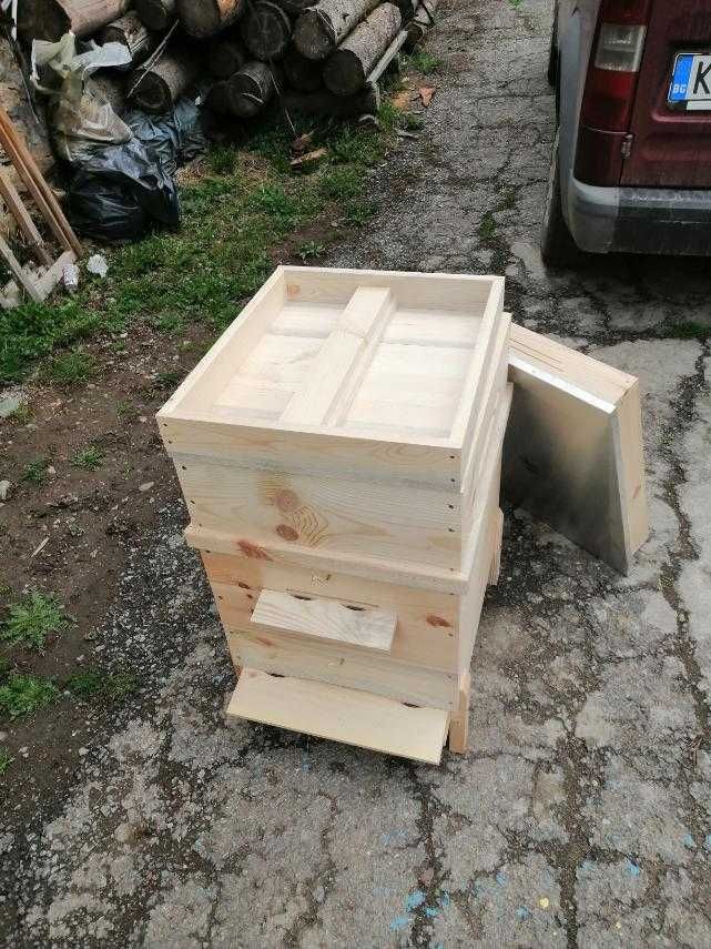 Пчелни кошери нови