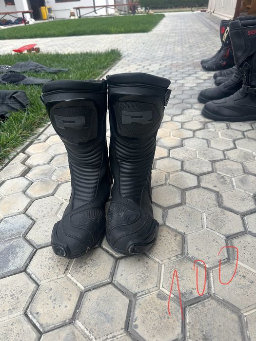 Ботуши,екипировка за мотор