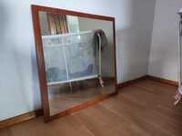 Зеркало квадратное на деревянной подложке