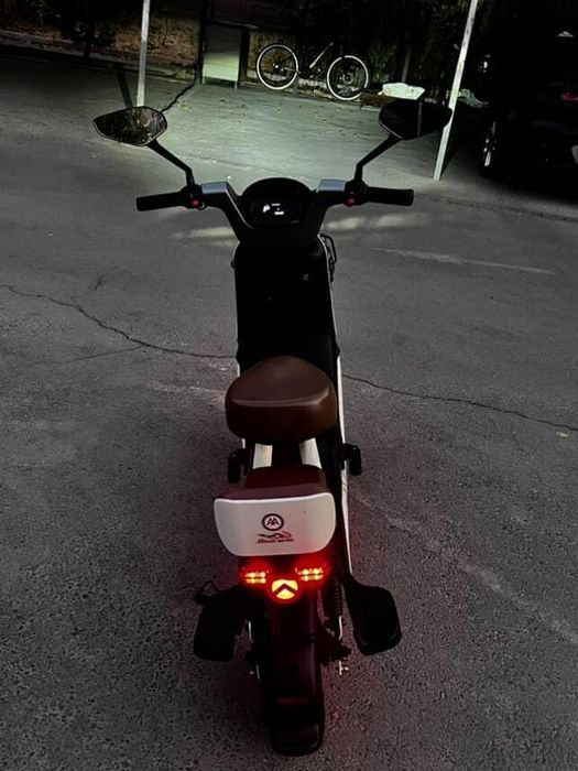 Skutr Carow 2025 tezligi 50