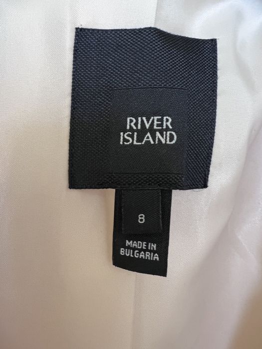 RIVER ISLAND пролетно сако в цвят екрю
