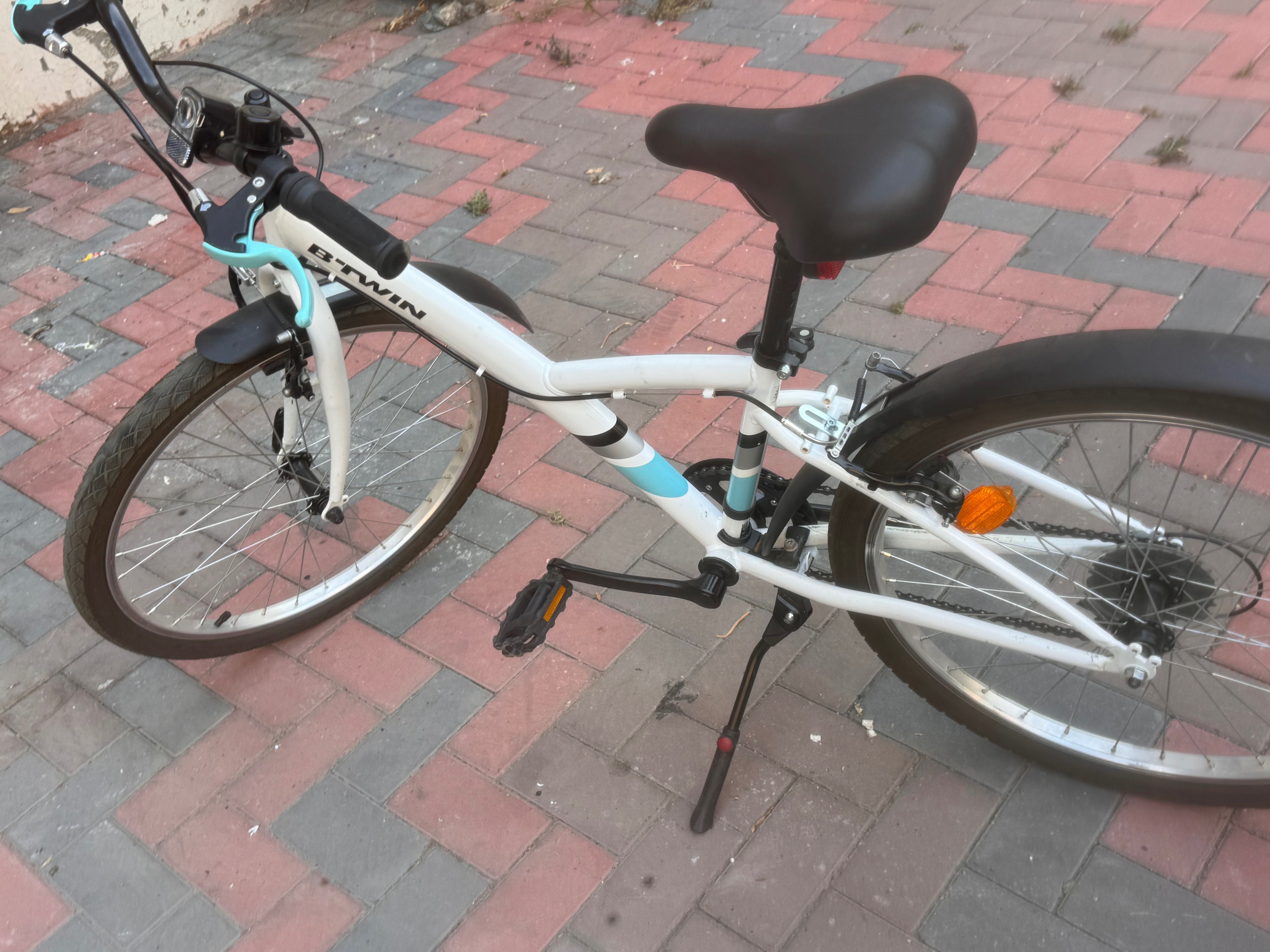 Vând bicicletă copil